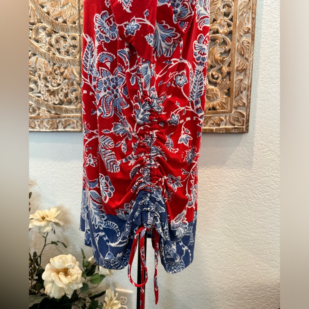 Ruby Rd. Red and Blue Floral Tunic - Picture 4 of 7